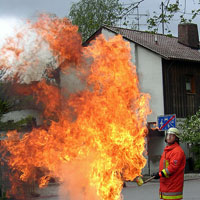Demonstation einer Fettexplosion Demonstation einer Fettexplosion